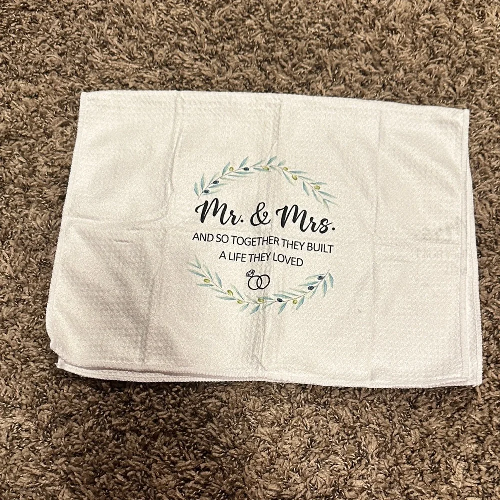 Elegant White Mr. & Mrs. Bath Towel